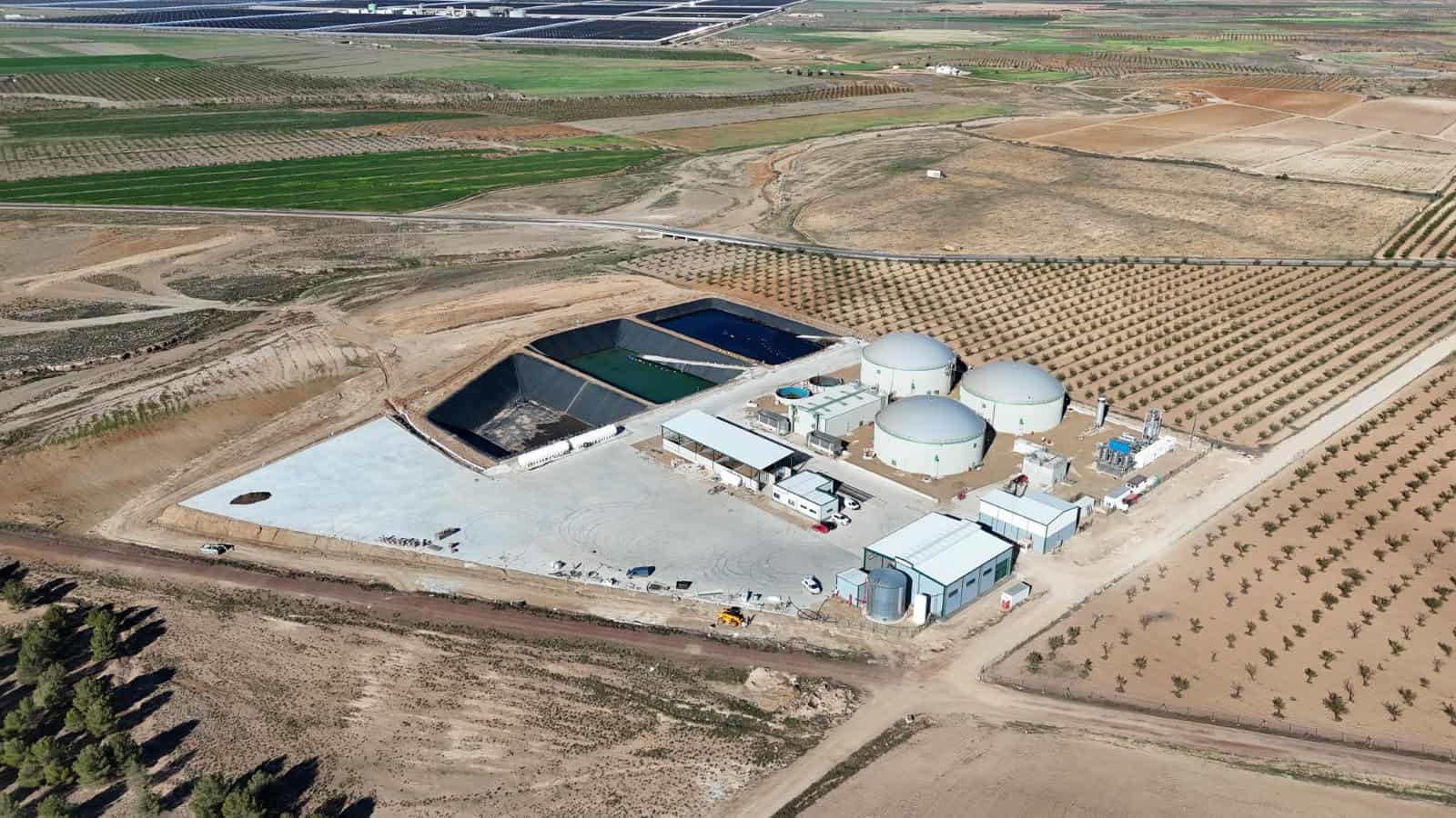 Plantes de biometà: el digestat resultant manté els contaminants però perd valor fertilitzant. Font: Ecologistas en Acción.