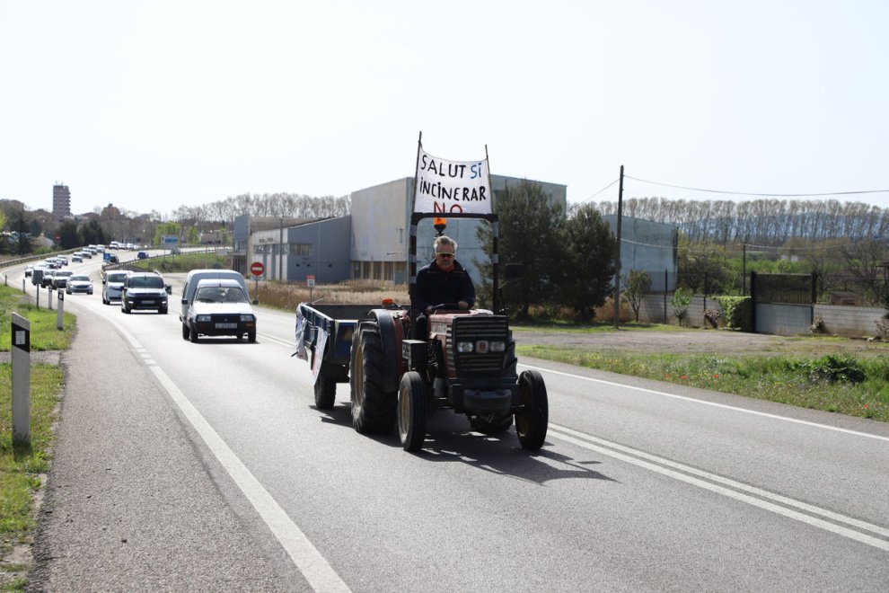 Convocada una marxa lenta de vehicles contra la incineradora